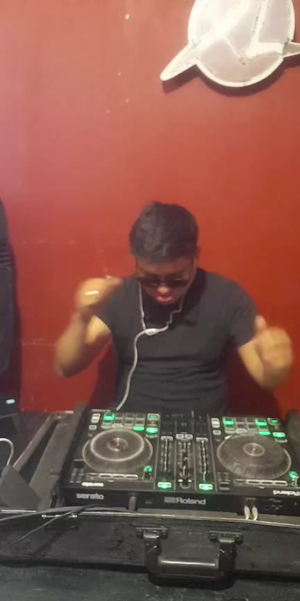 @DJ GIO RAMIREZ