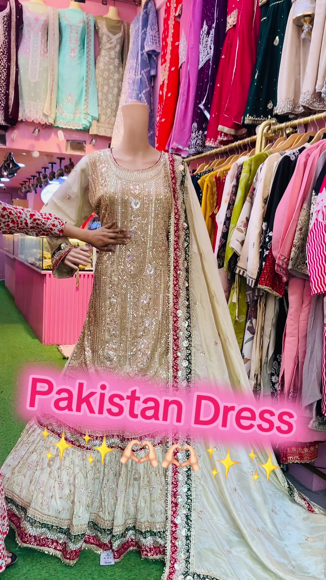 @K H I Pakistan Indian Fashion