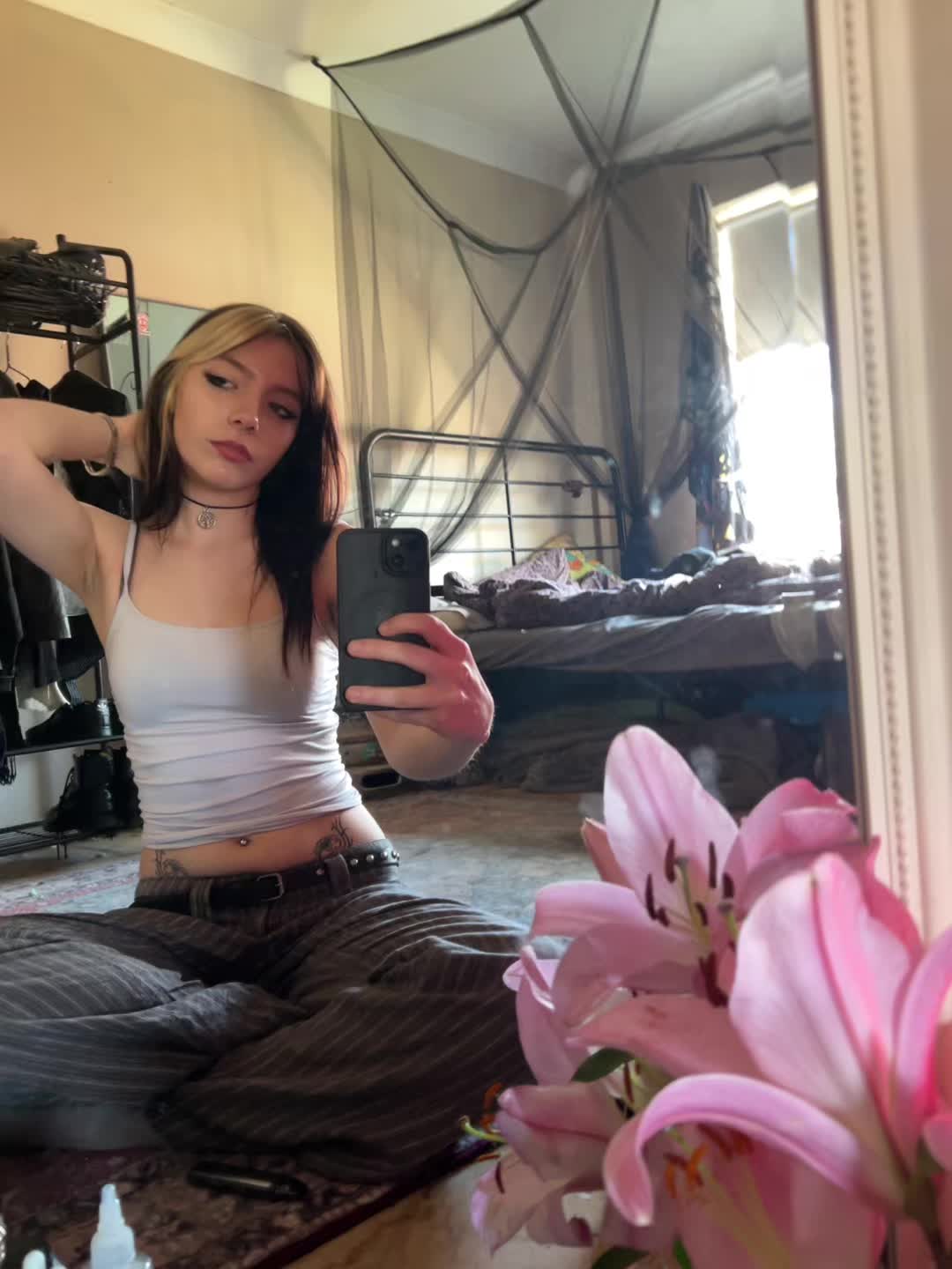 @F.