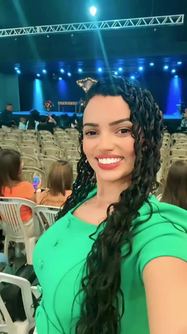 @Josiane Ara&uacute;jo 👑