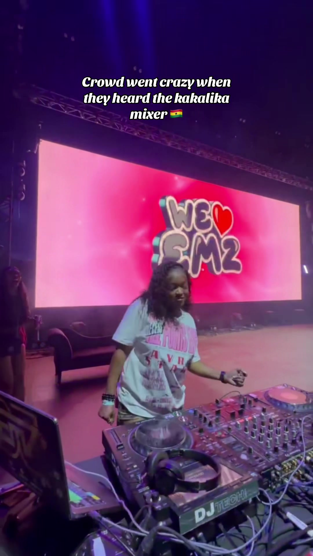 @DJEmz
