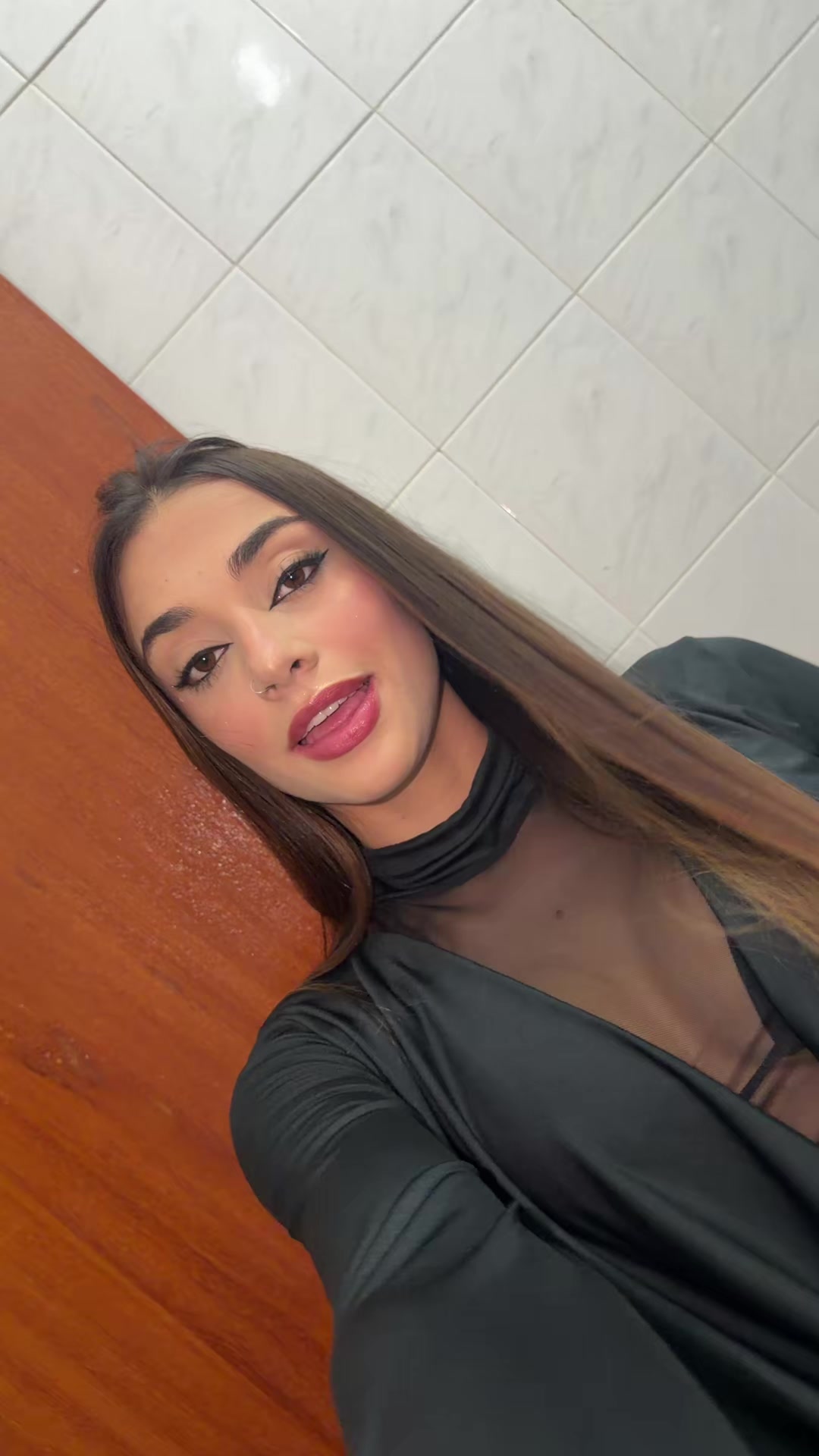@Naíla