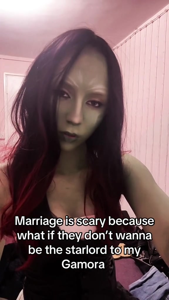 @ᏒᎧᏕᏋ ˙⋆✮