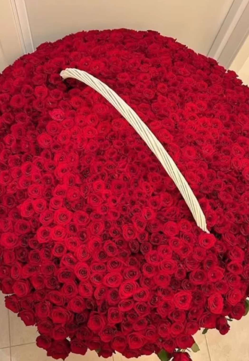 @𝒮