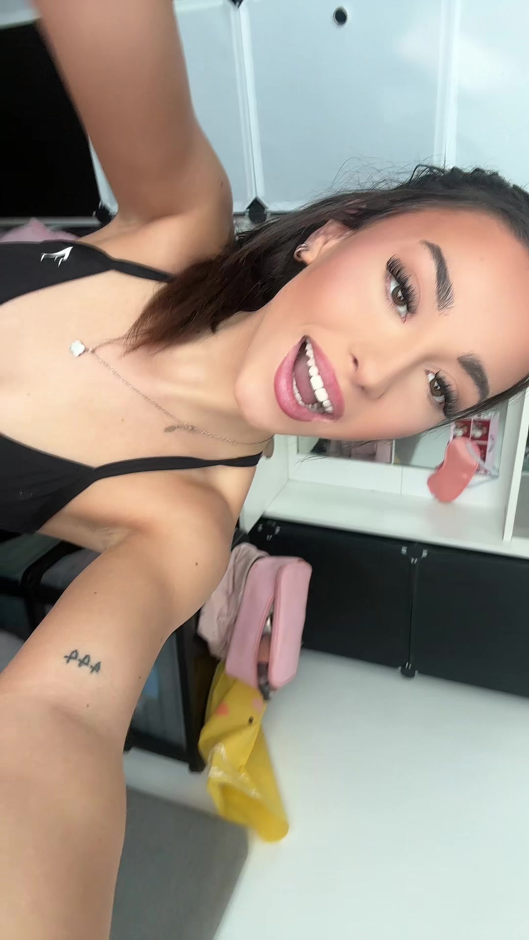 @caitlynh_