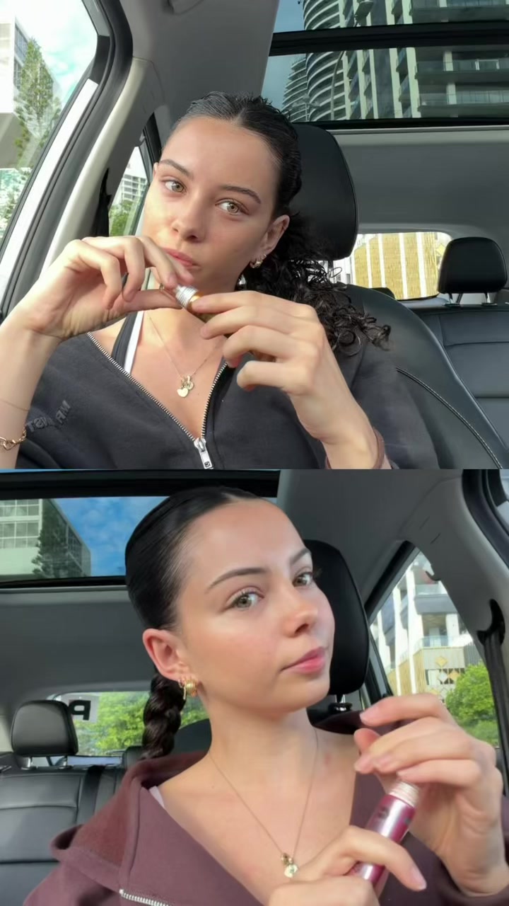 @Ava