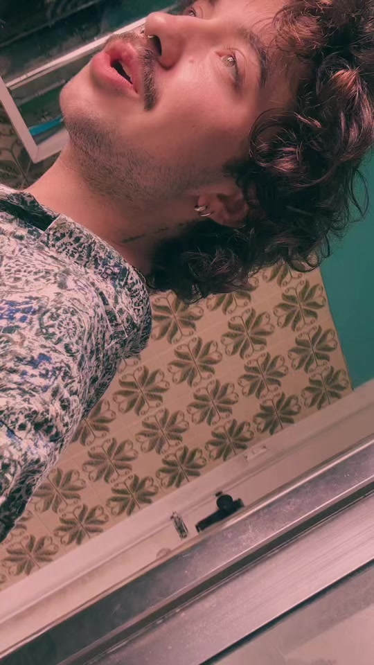 @AlexanderGarred_