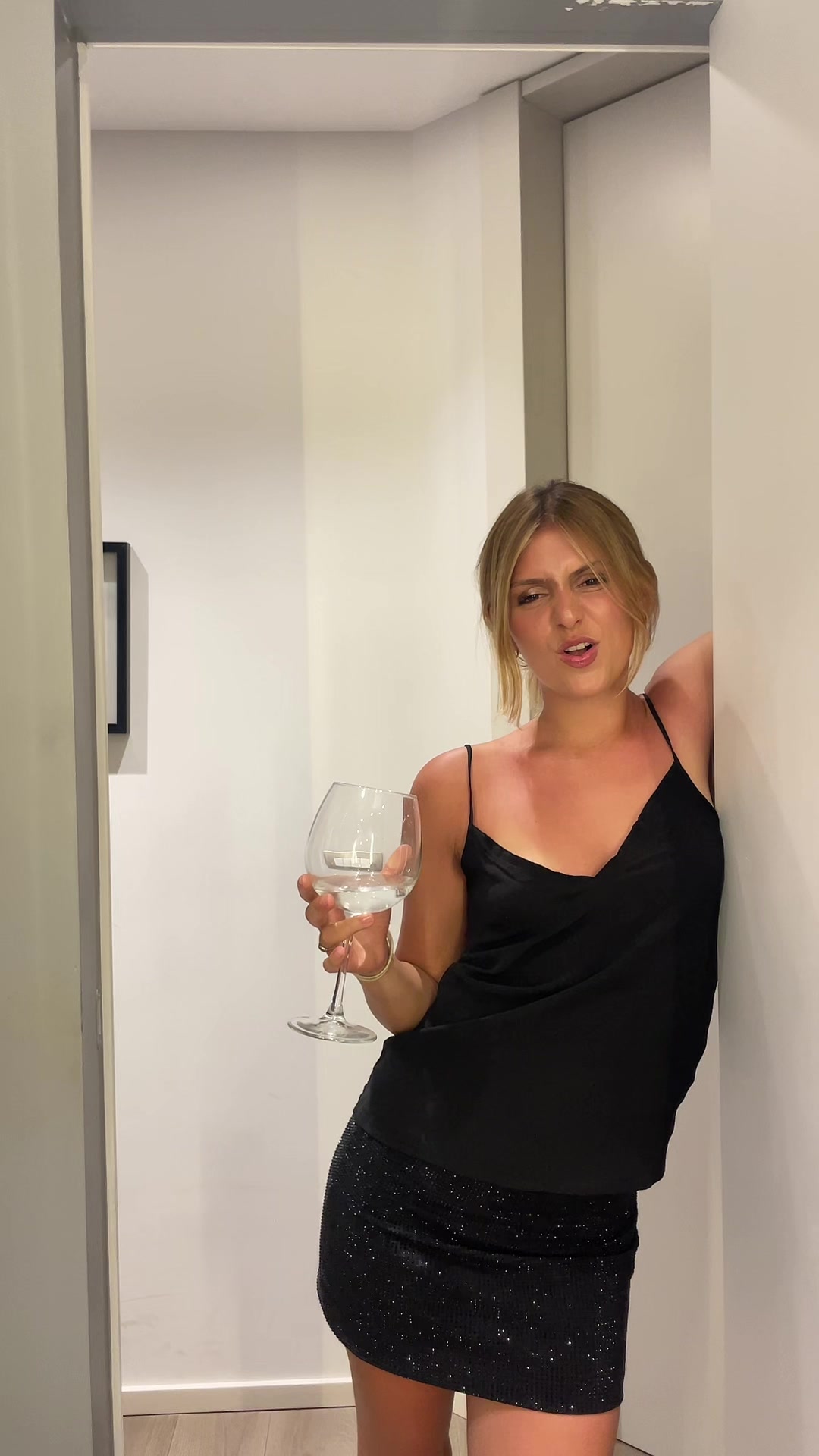 @👸🏼