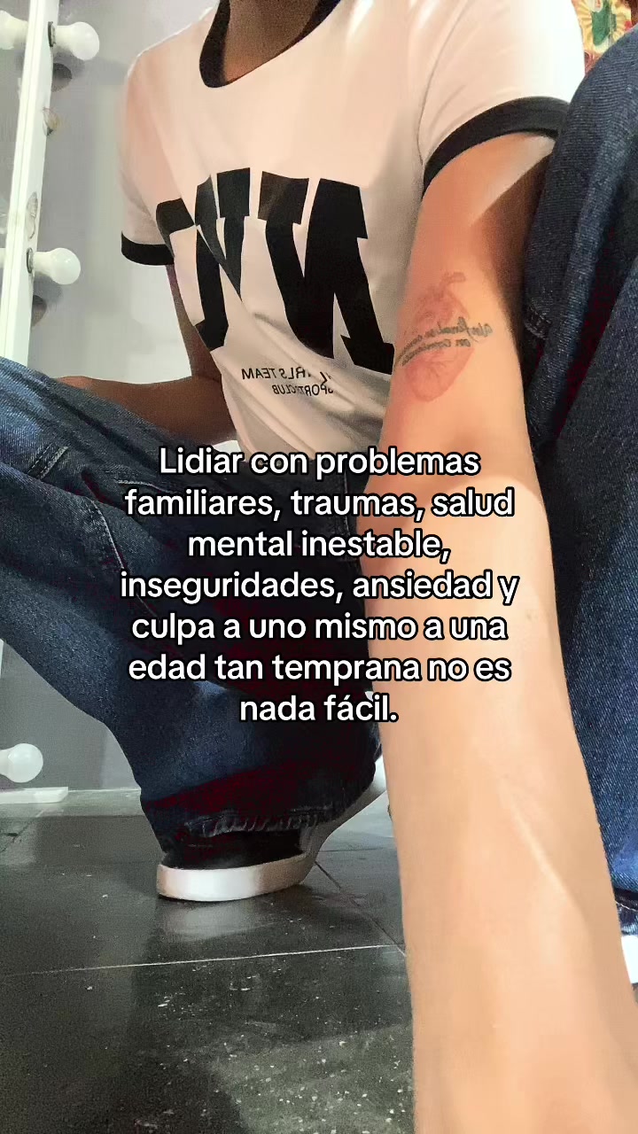 @🪼