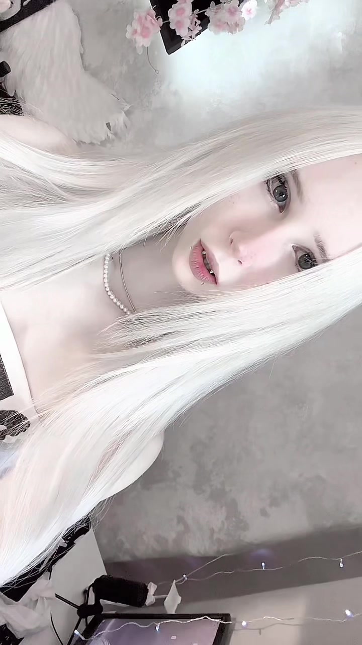 @тгк: empt1nesss