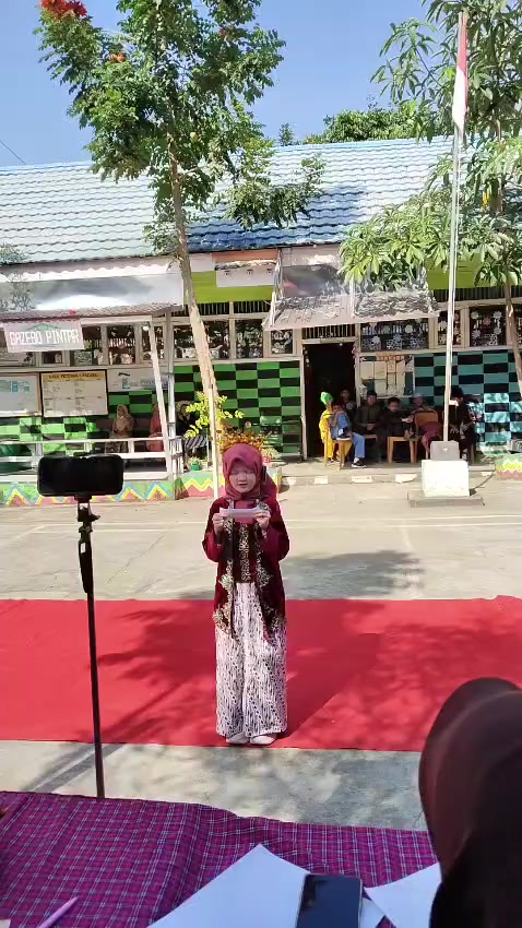 @Rachil
