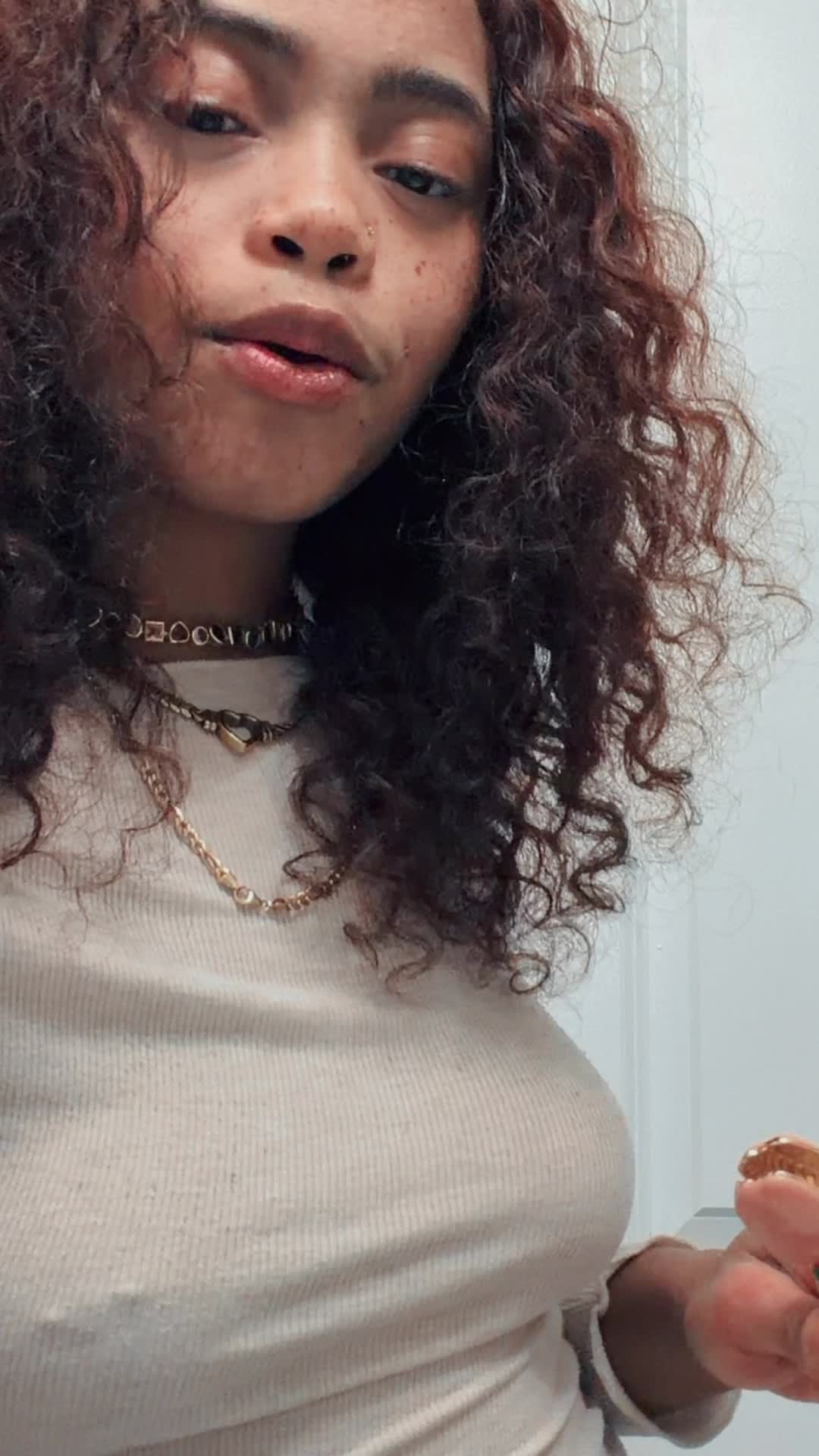 @Rae🧚🏼♀️