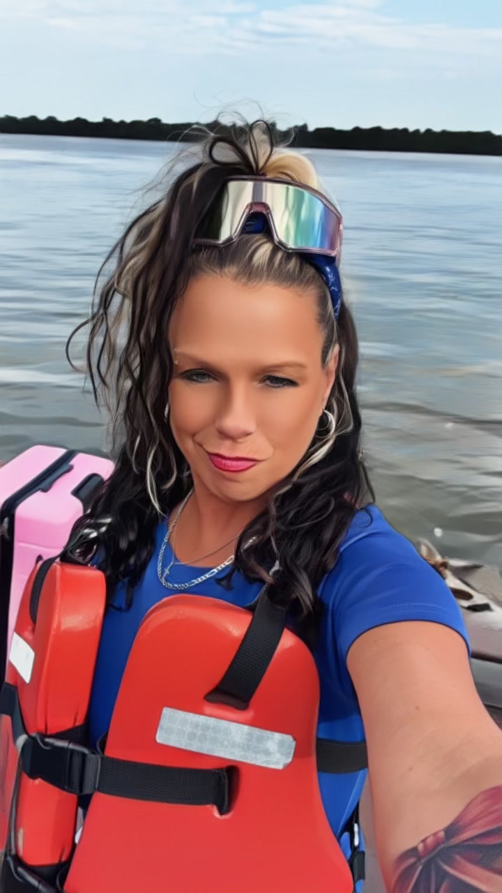 @Towboattina