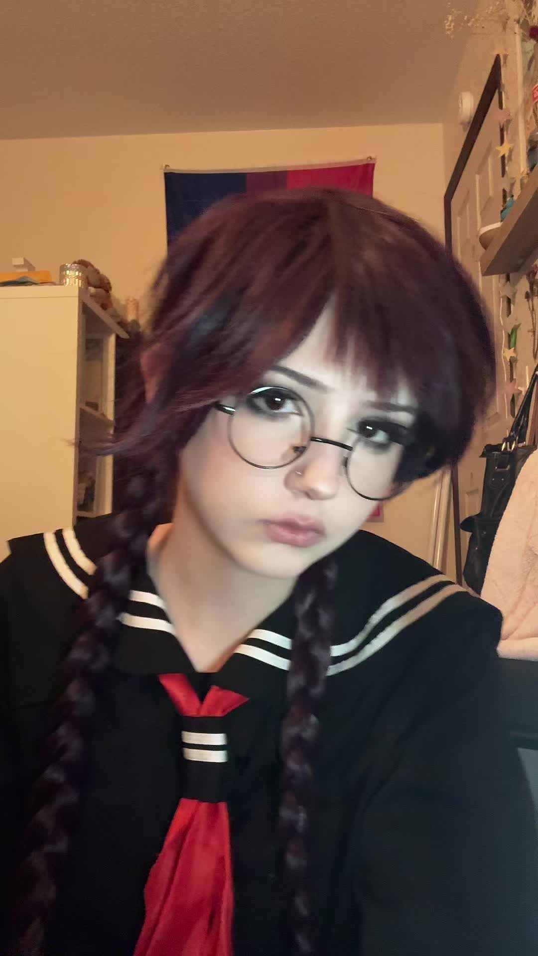 @꒰ྀི১ j ໒꒱ིྀ