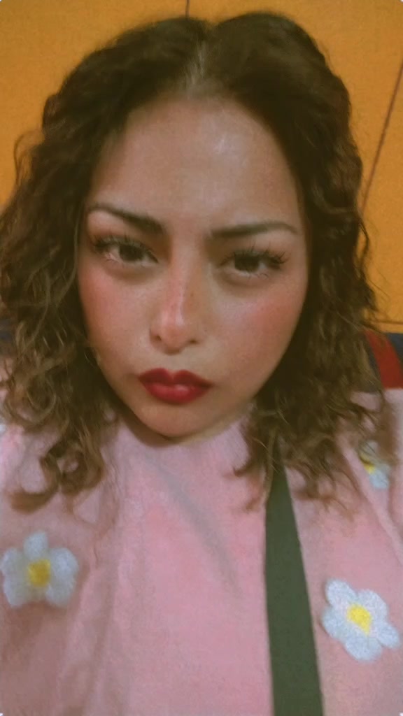 @mOra fuentes