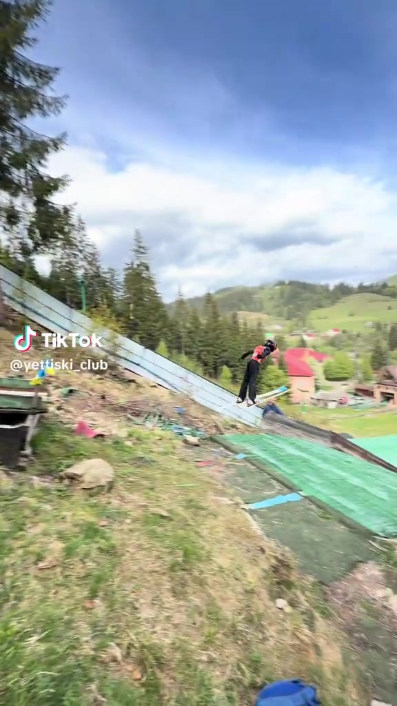 @⛷️Maksik⛷️