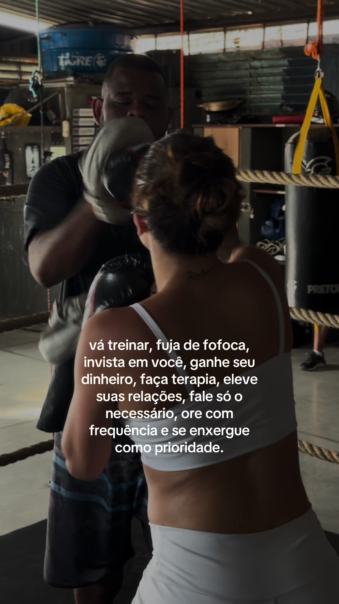 @Naíla