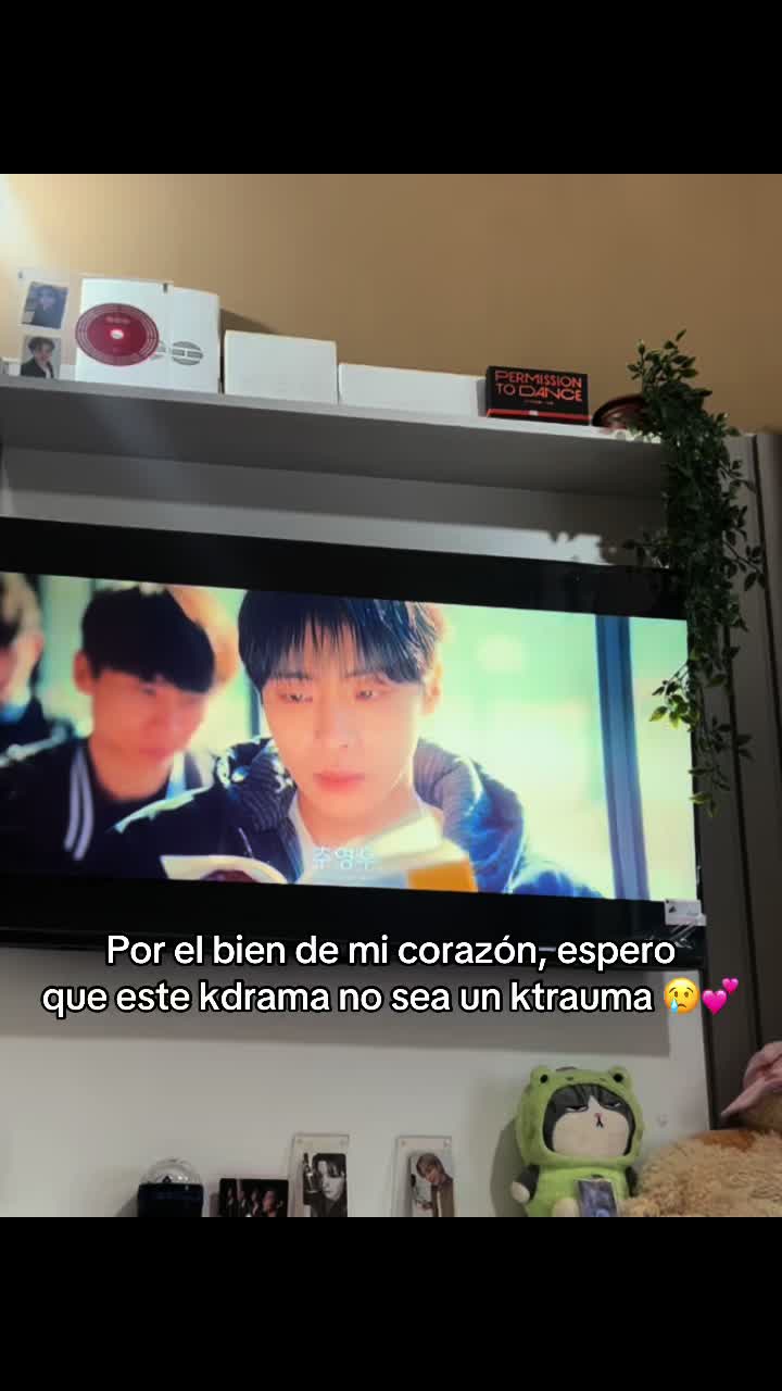 @LUZZ💞