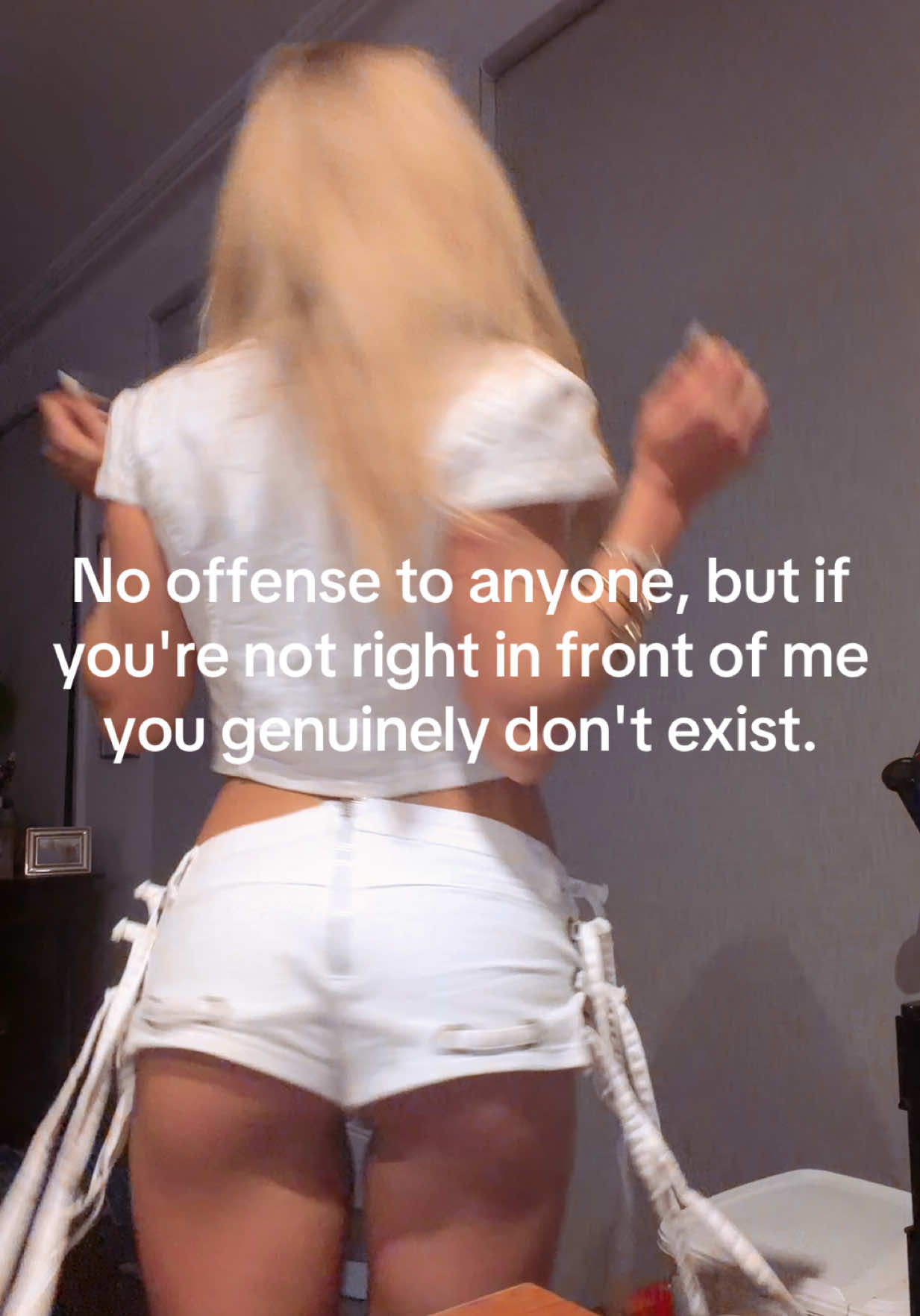 @bimbocityblonde