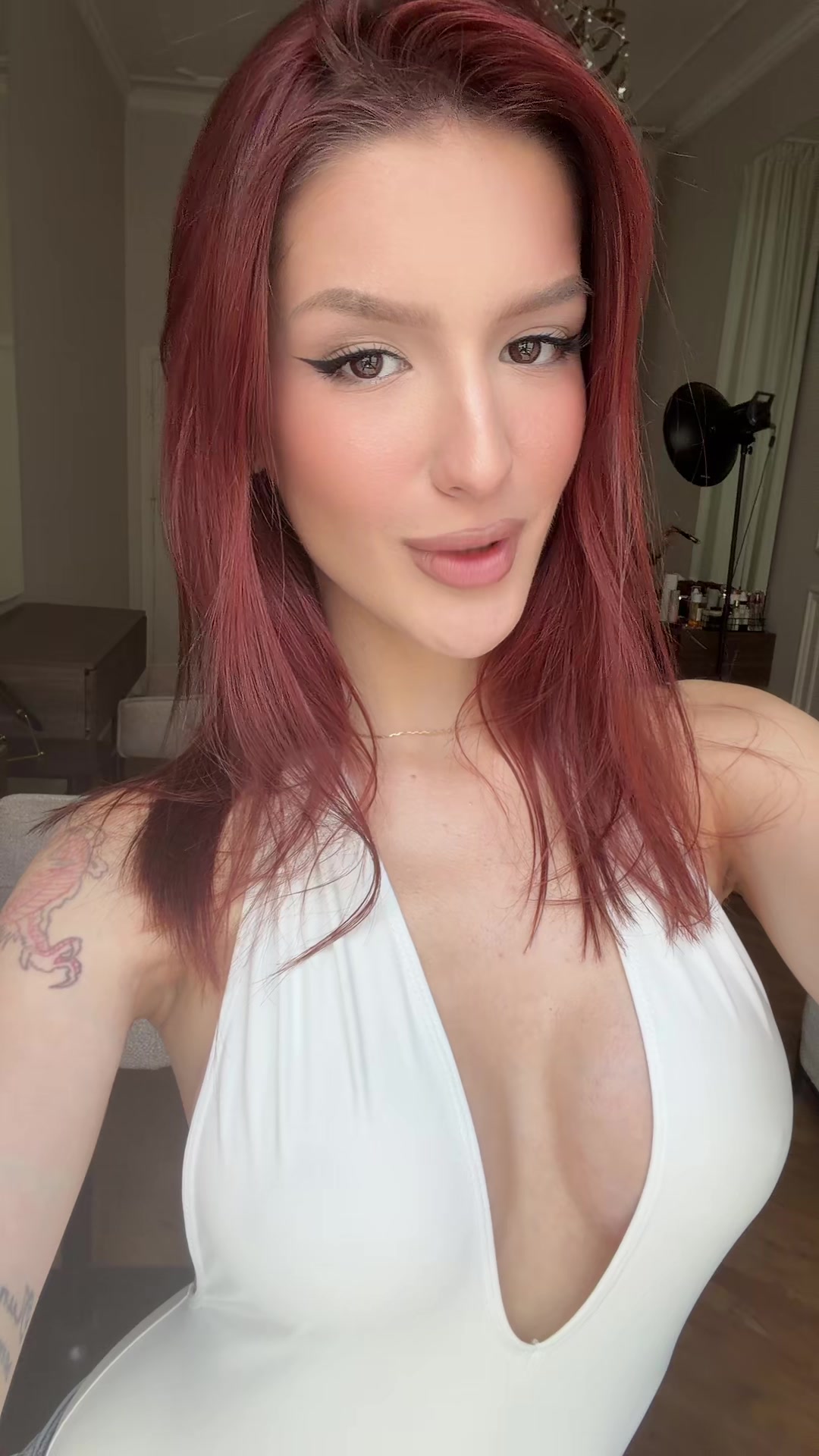 @theyurina