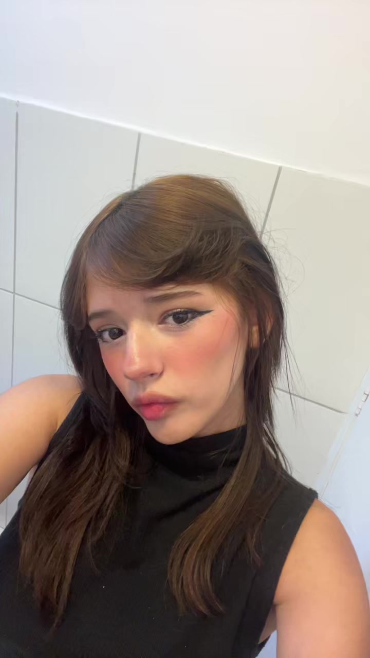 @Violeta