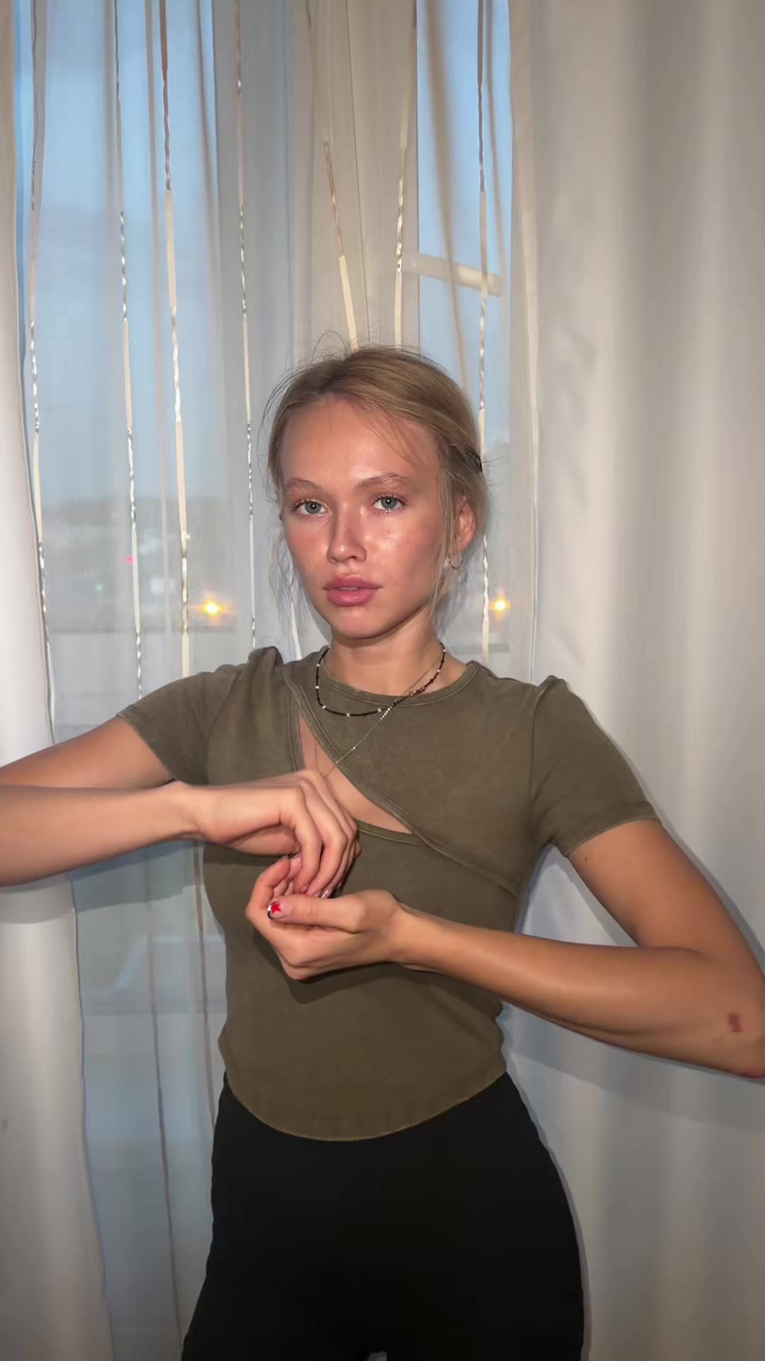@KARINA