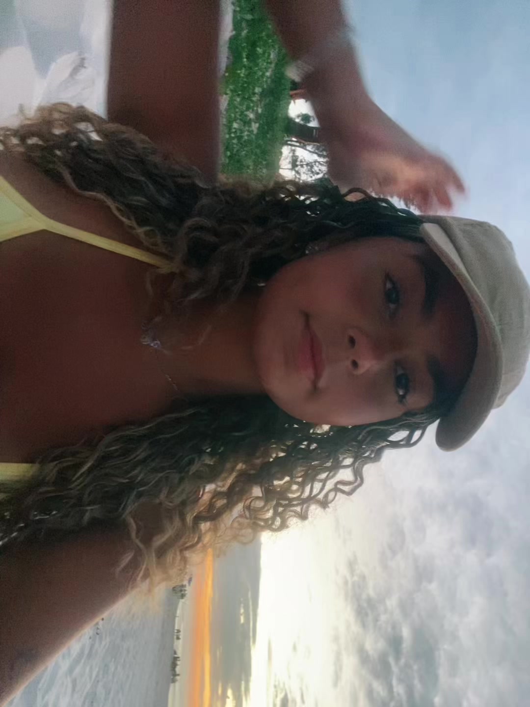 @bel 🍯