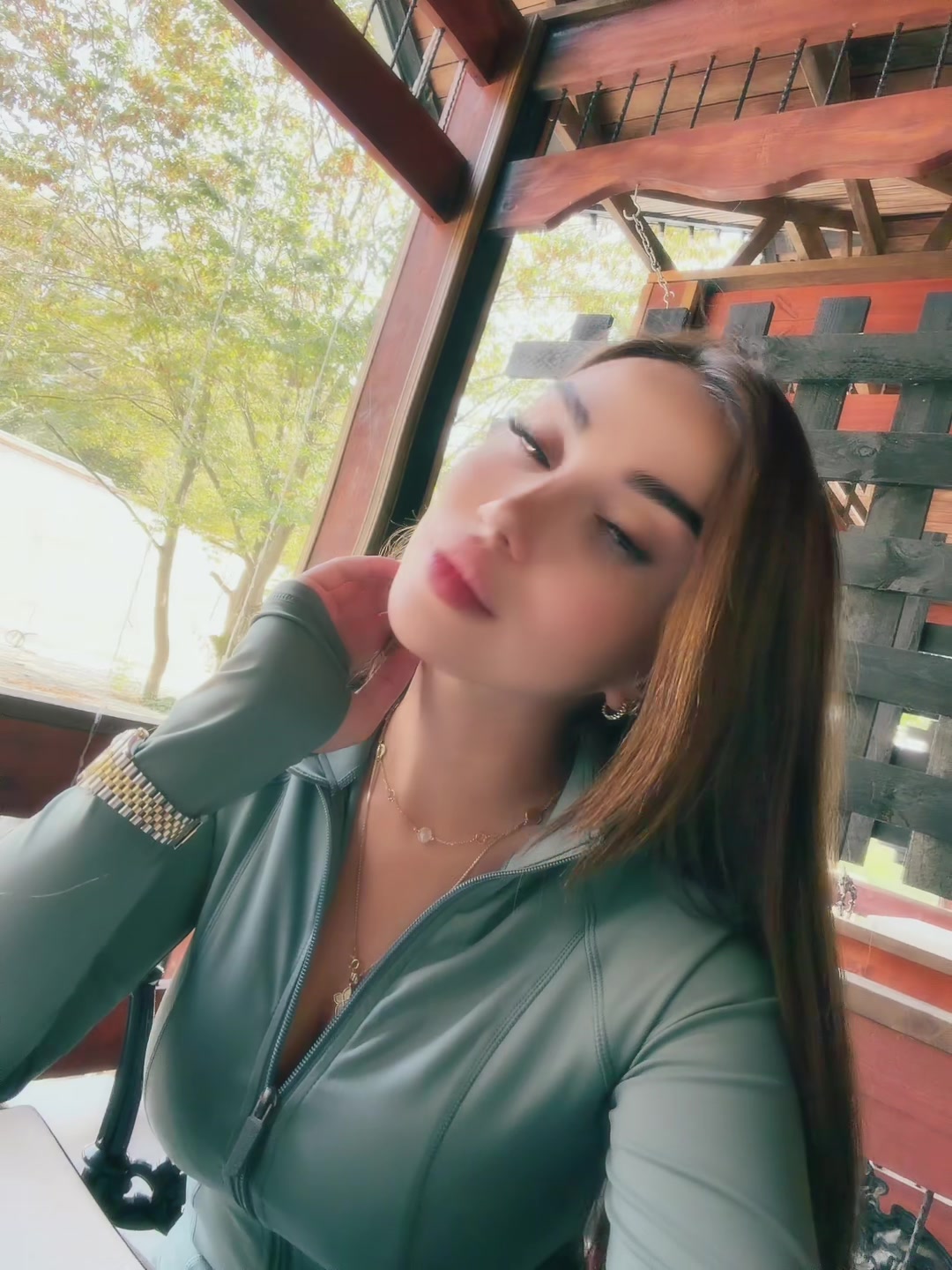 @Xeyale__sari