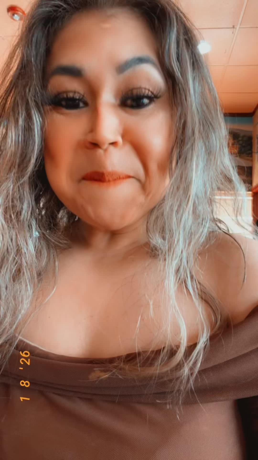 @Blingedbysonia