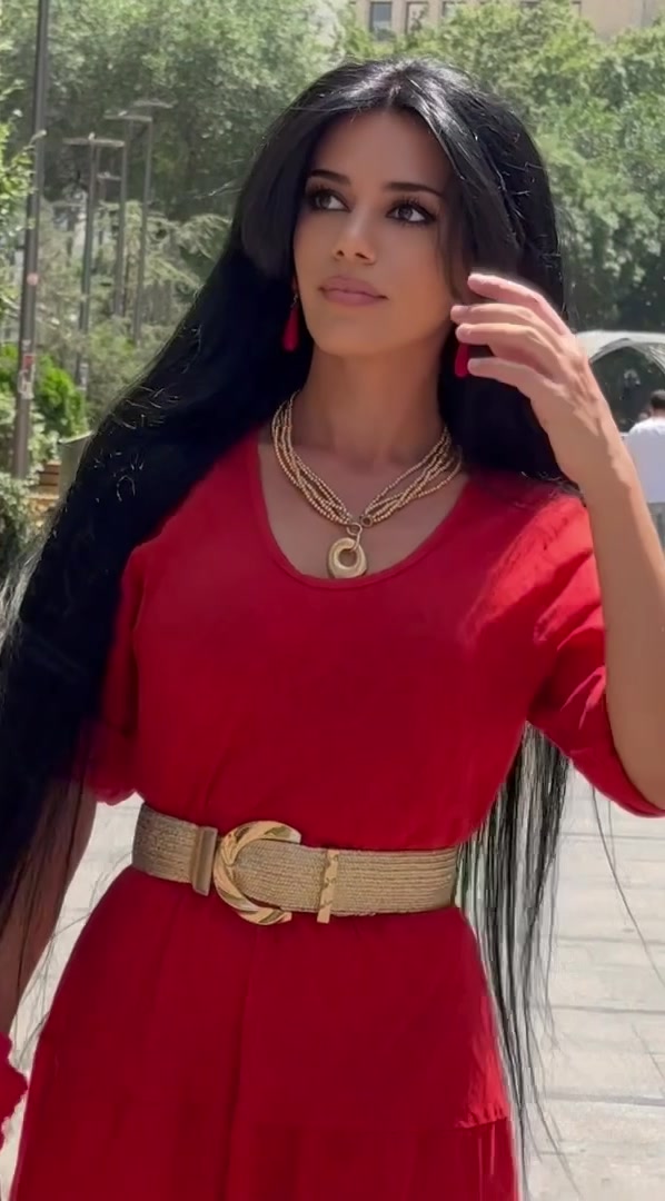 @ElenaYerevanOfficial