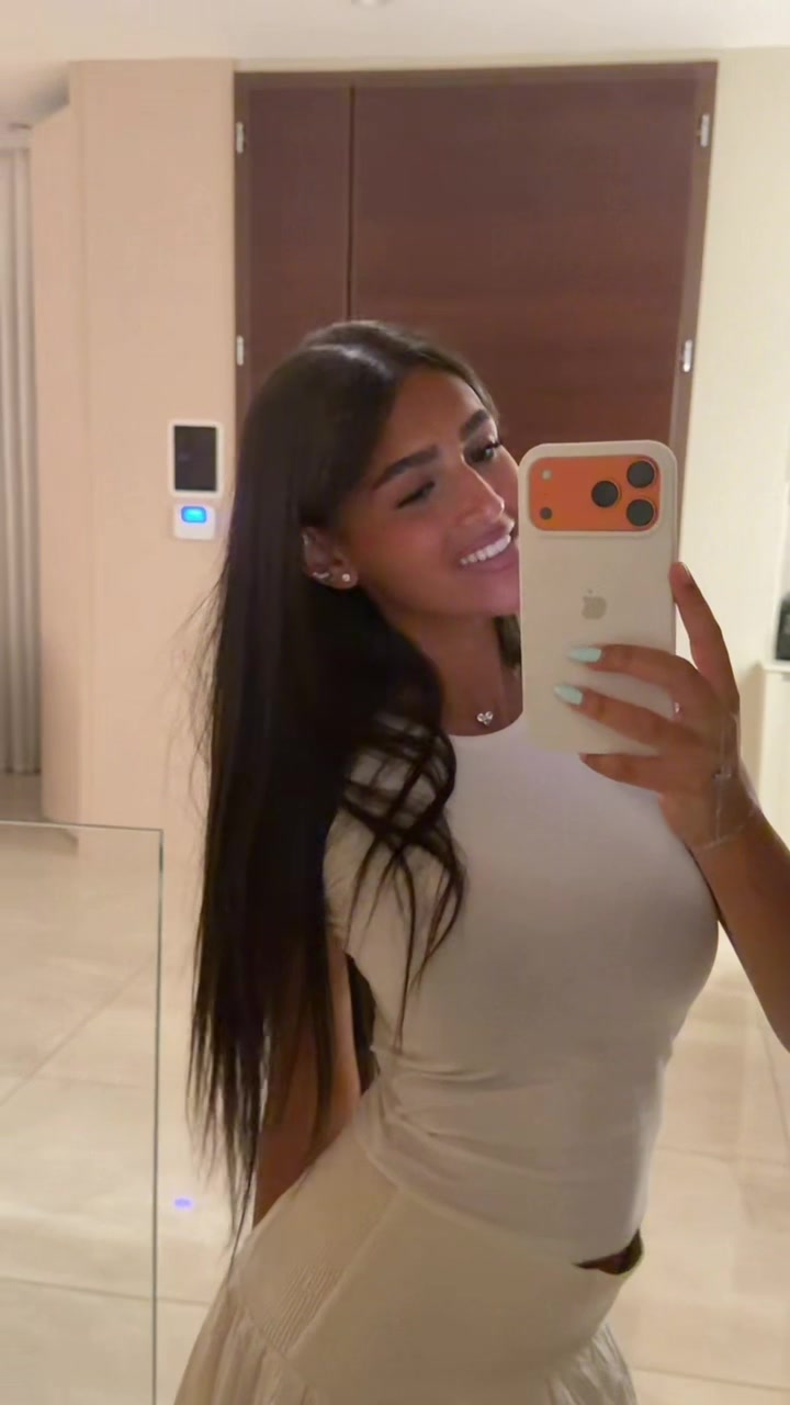 @MikaHazan