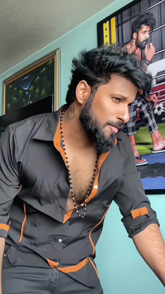 @Dhilak