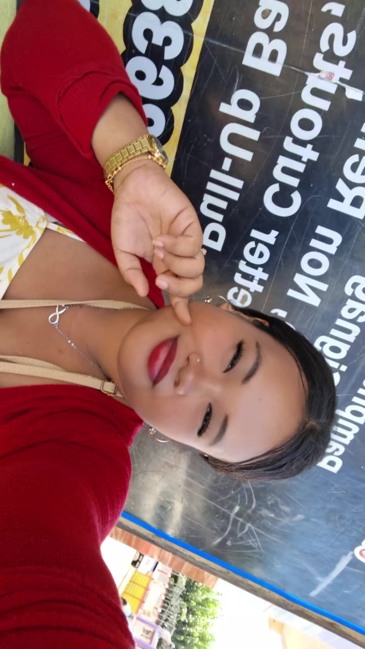 @Bee.Cee