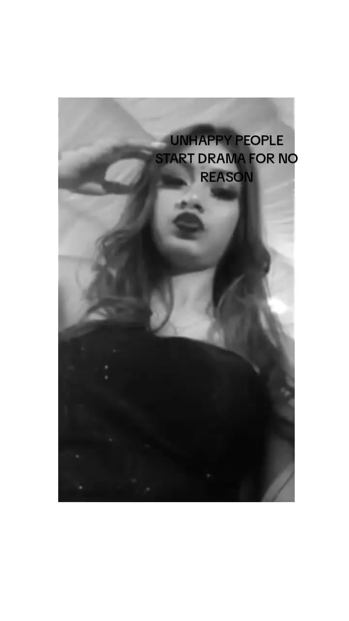 @🍸Riya 🦋🦋🦋
