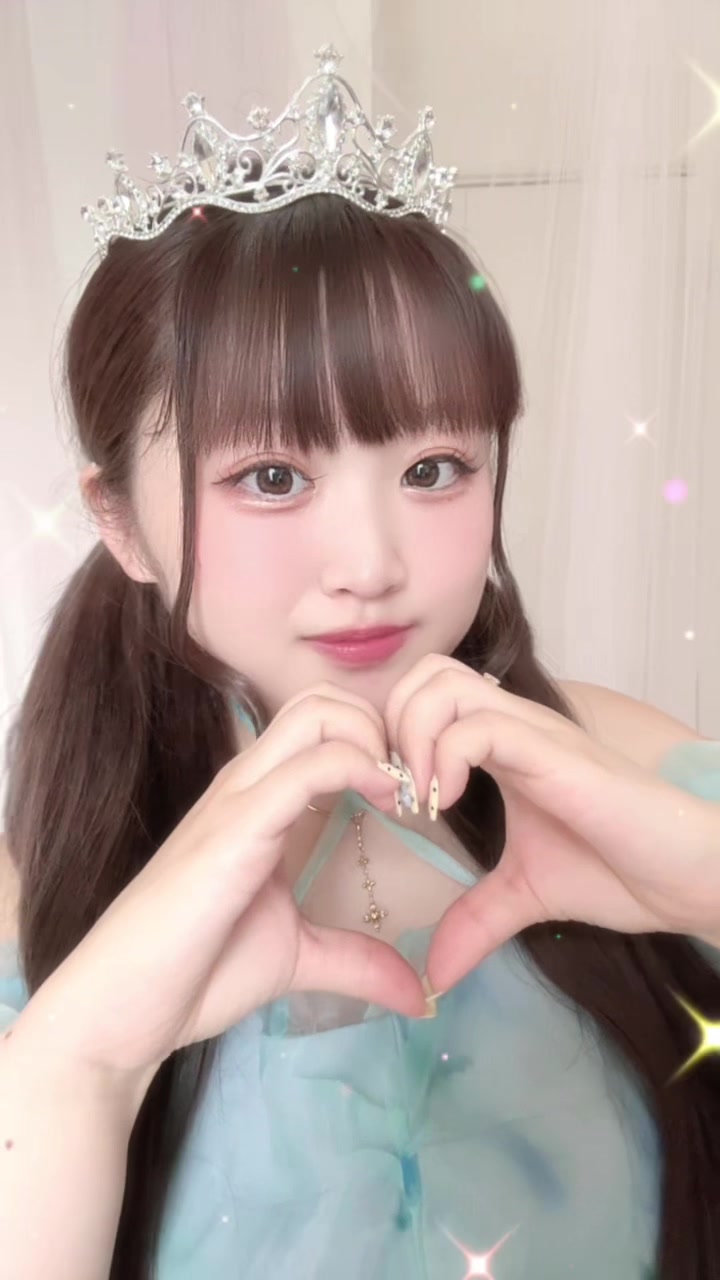 @梨々愛(りりあ)