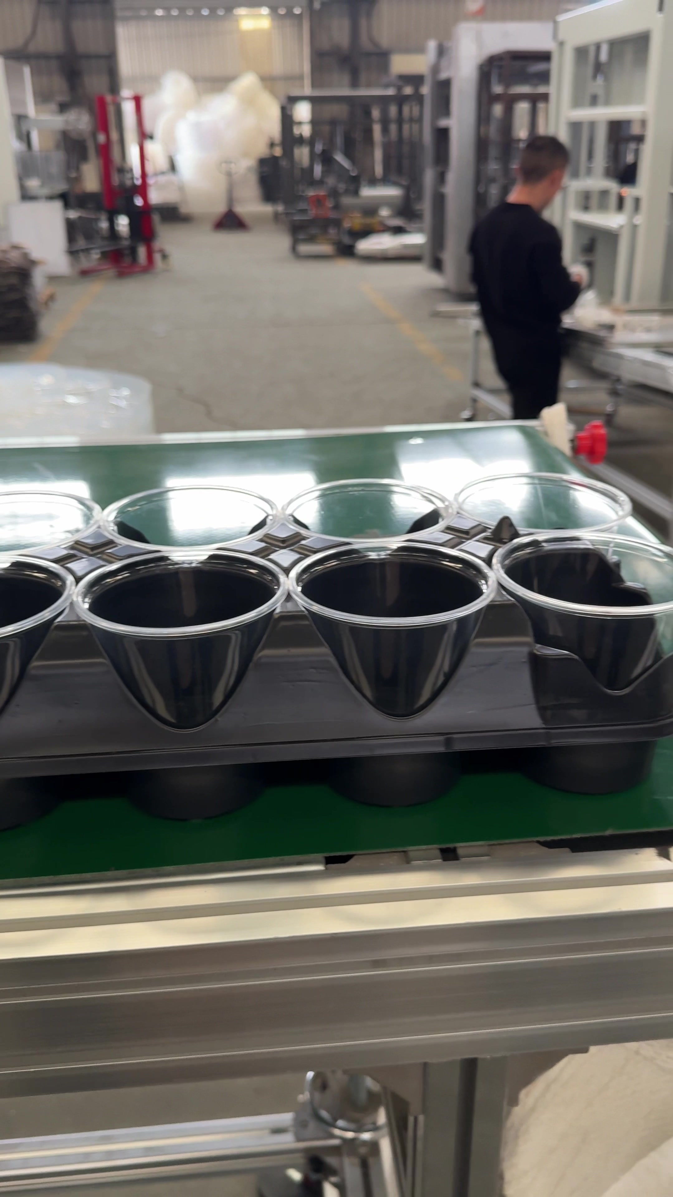 @HYX Thermoforming Machine