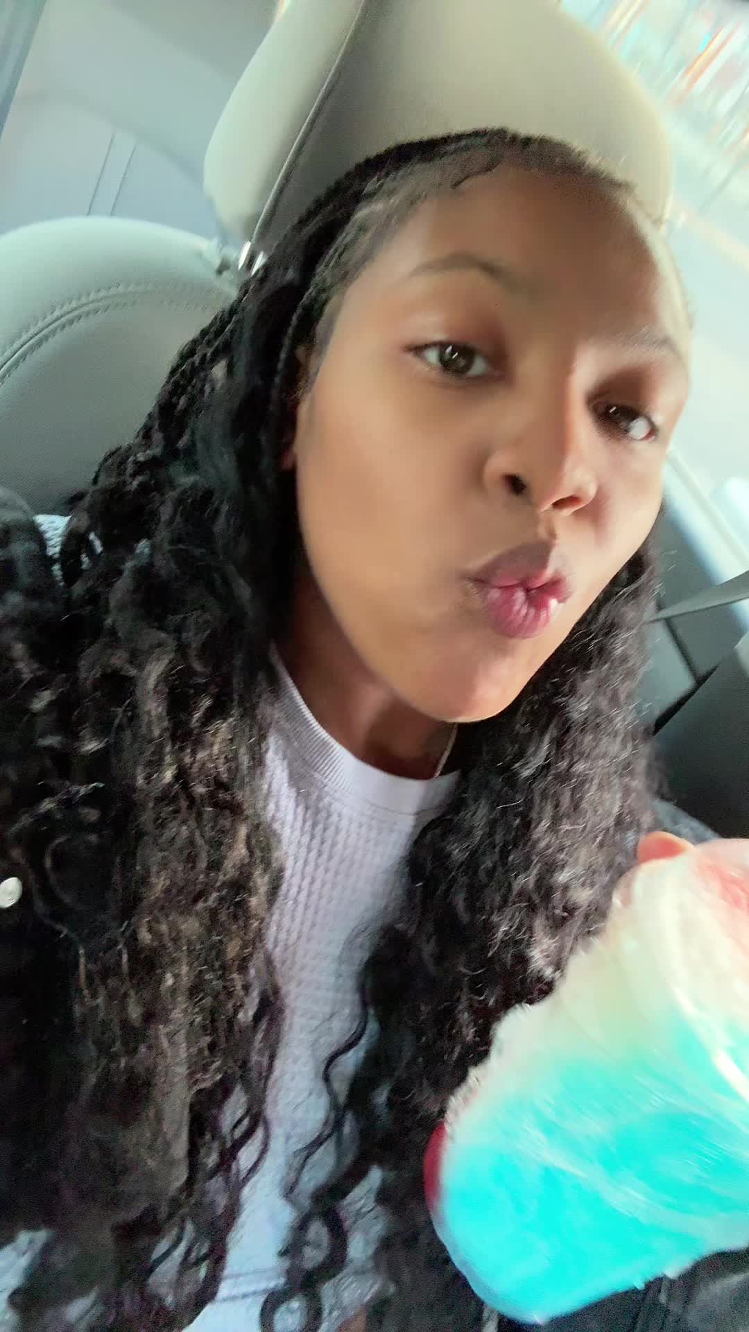 @6figureeshaa