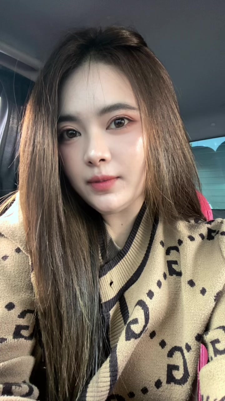 @เหมียว ชนัดดา