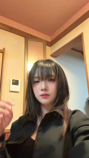 @M i O