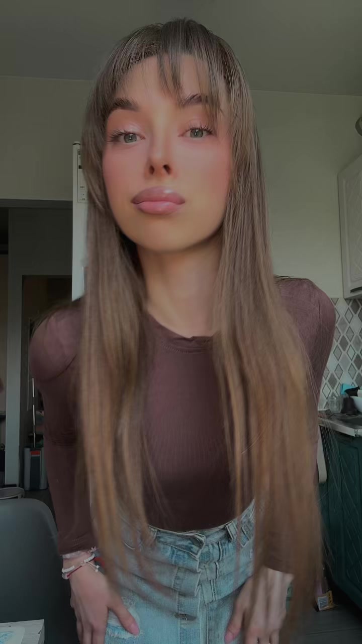 @Алечка😻💗❤️