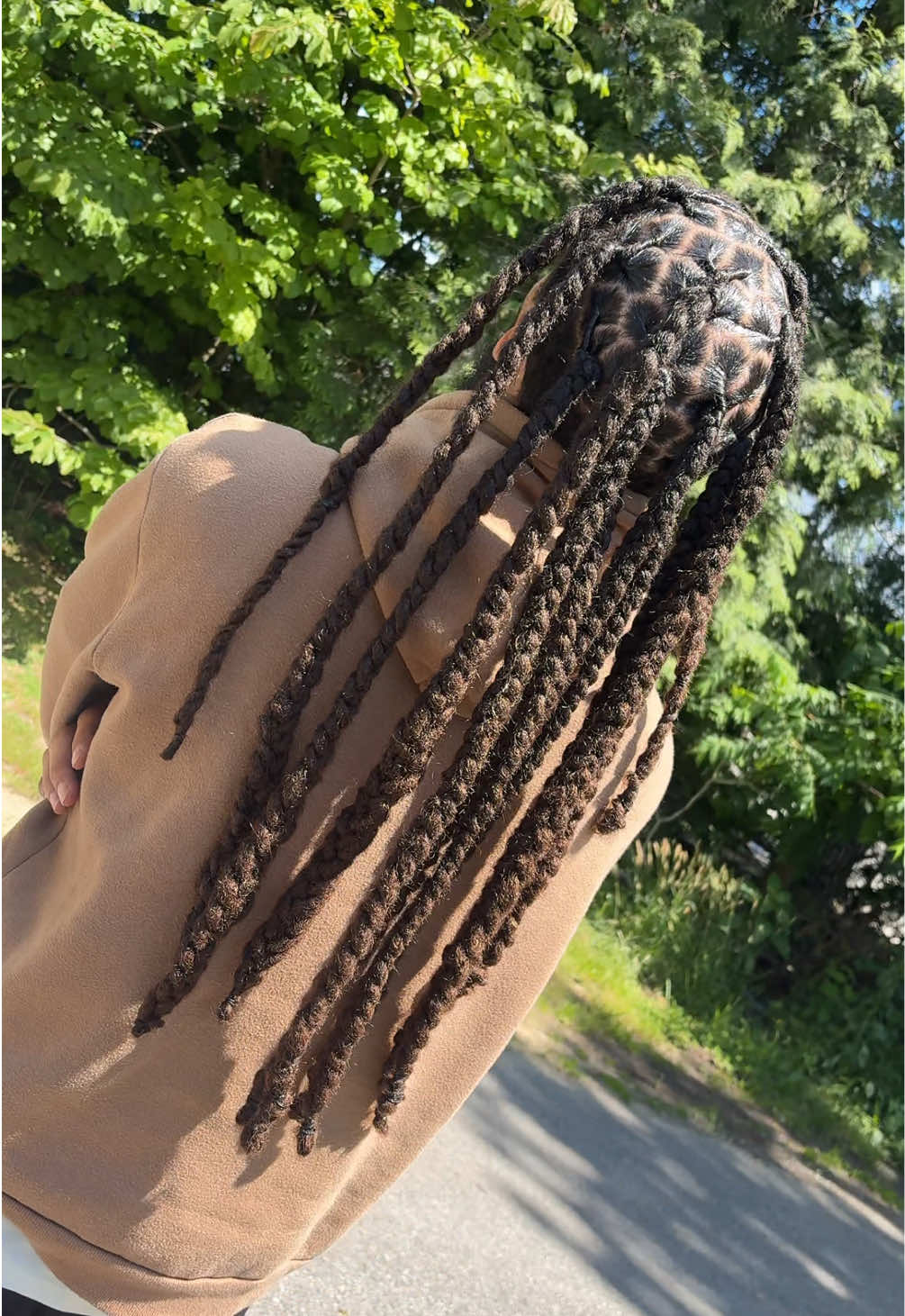 @Hairbylishaa