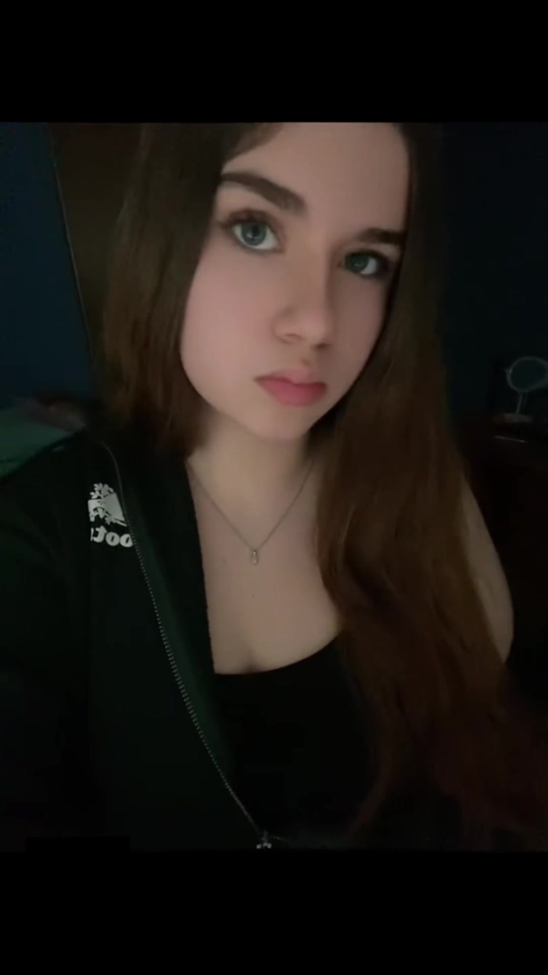 @𝐵𝑟𝑜𝑜𝑘𝑒 