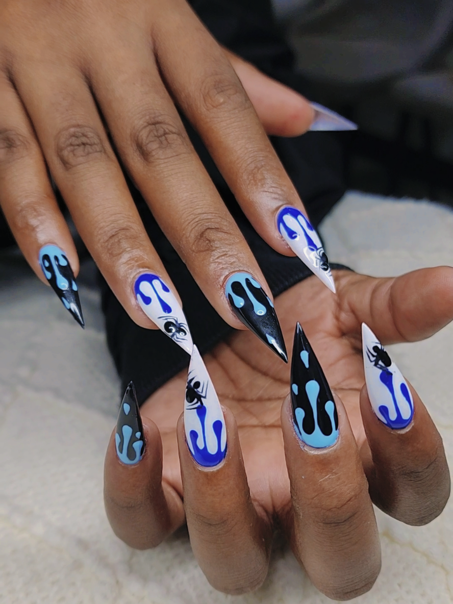 @Elegance Nails & Parlour
