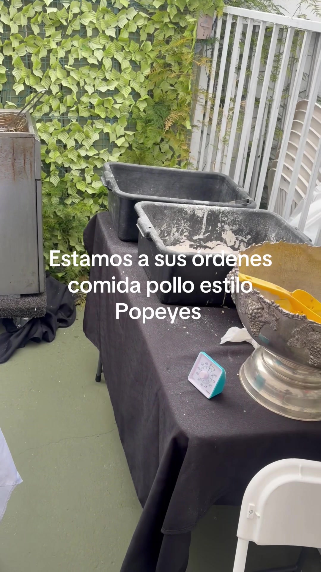 @El chicken man