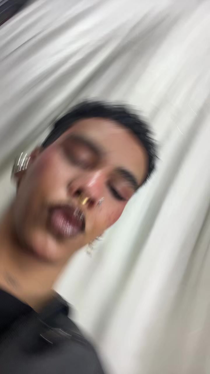 @CRUZ