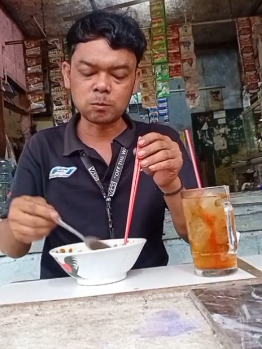 @Akun tiktok Bertiga
