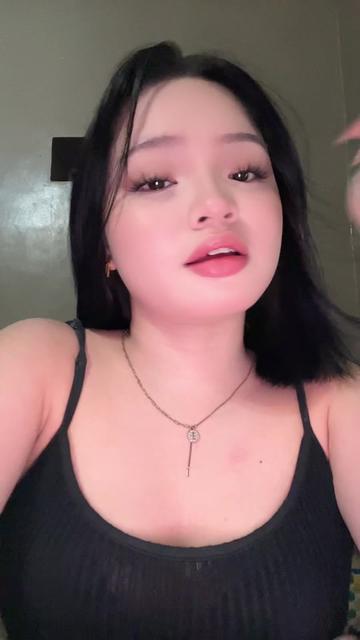 @foxiyoona