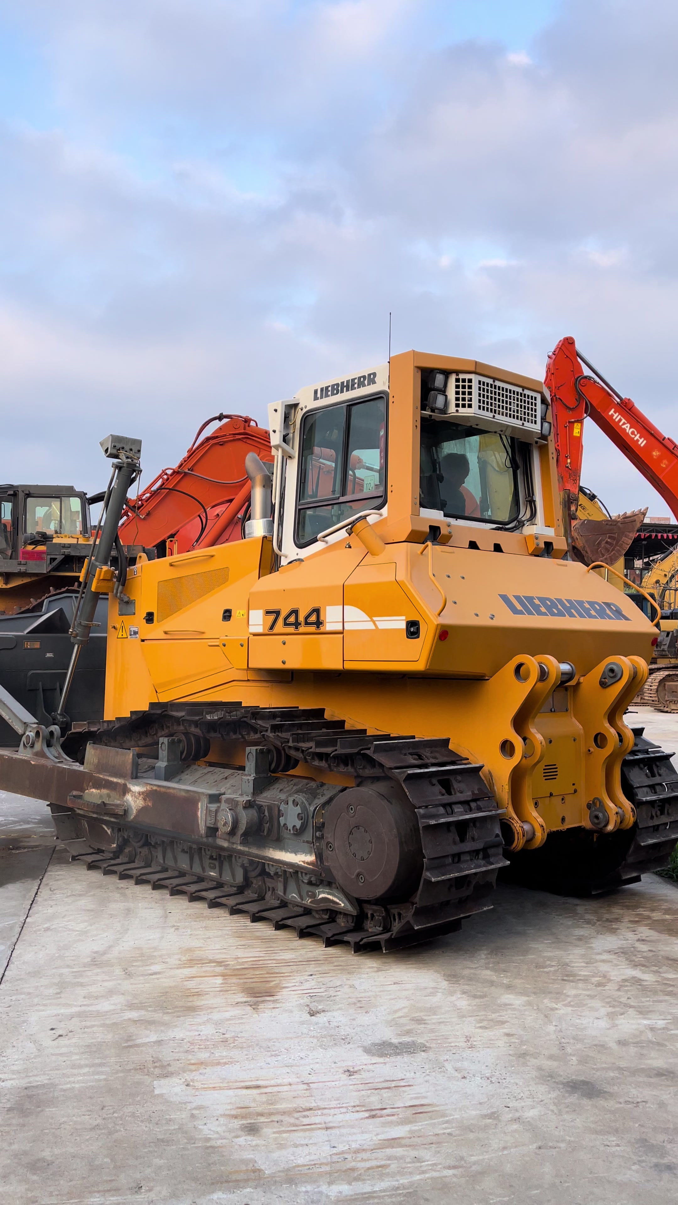 @Used excavator for sale Vina
