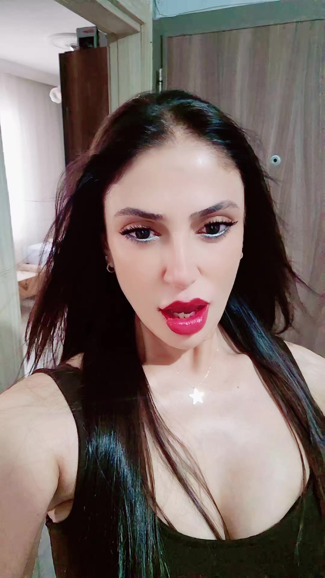 @BanuÇakır1309