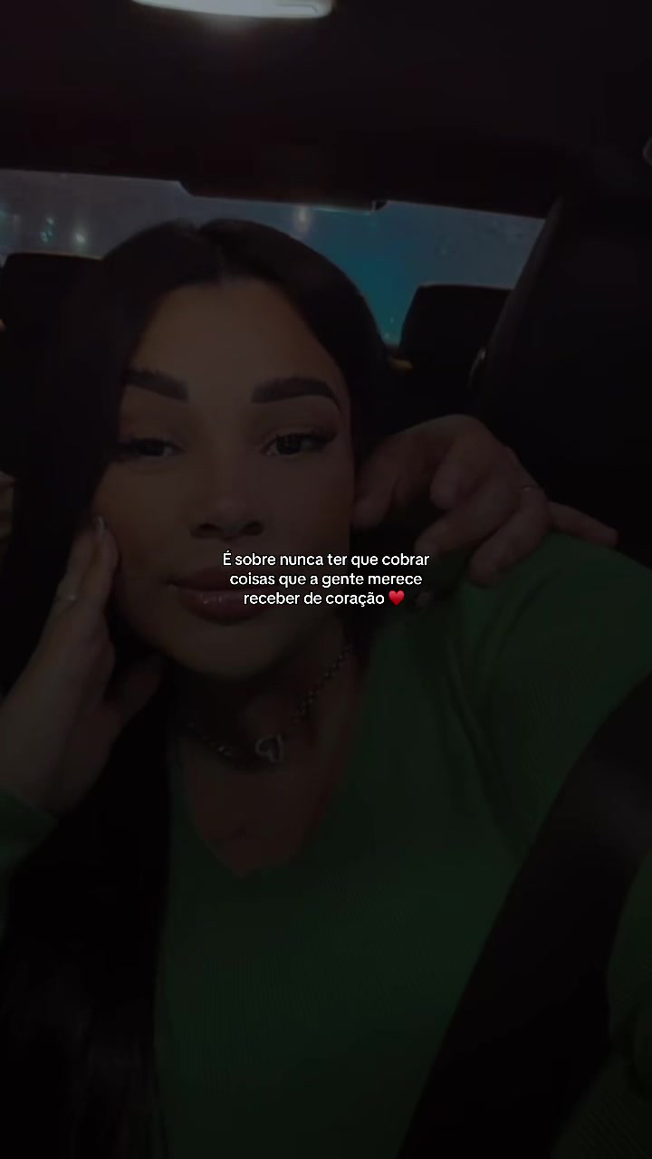 @_eveecarolinne